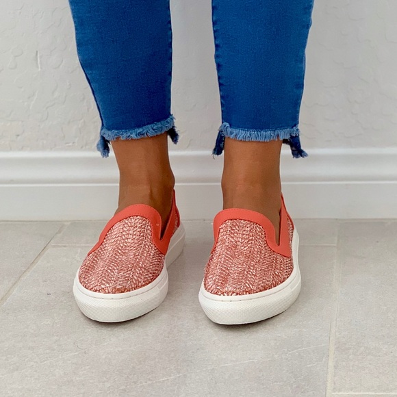NIB Coral Woven Textile Slip On Sneakers - Picture 3 of 7